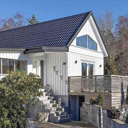 Mysigt Hus Med Natur & Jacuzzi I Olofstorp Göteborg Dış mekan fotoğraf