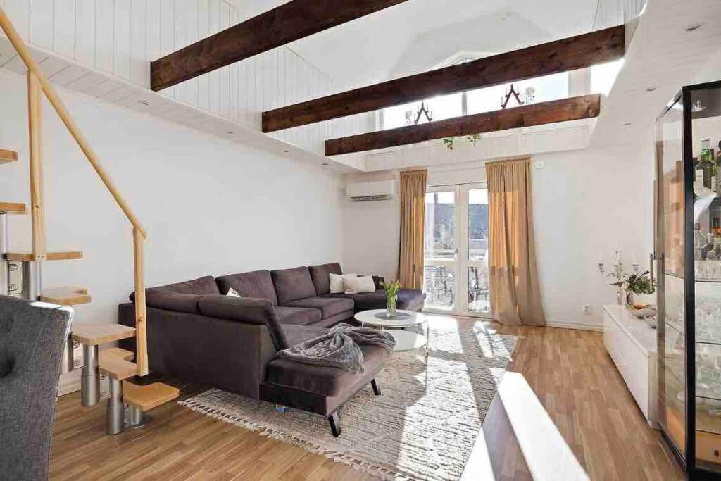 Mysigt Hus Med Natur & Jacuzzi I Olofstorp Göteborg Dış mekan fotoğraf