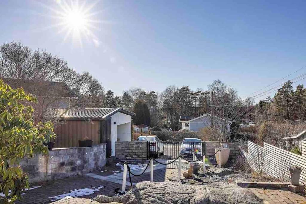 Mysigt Hus Med Natur & Jacuzzi I Olofstorp Göteborg Dış mekan fotoğraf